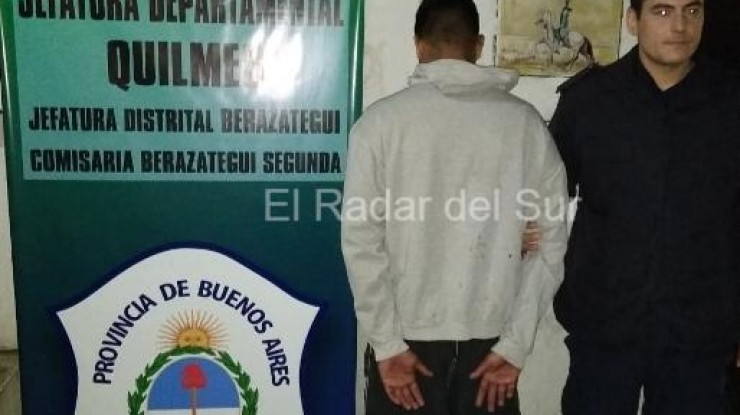 Vecinos retuvieron a motochorro que había asaltado a una joven